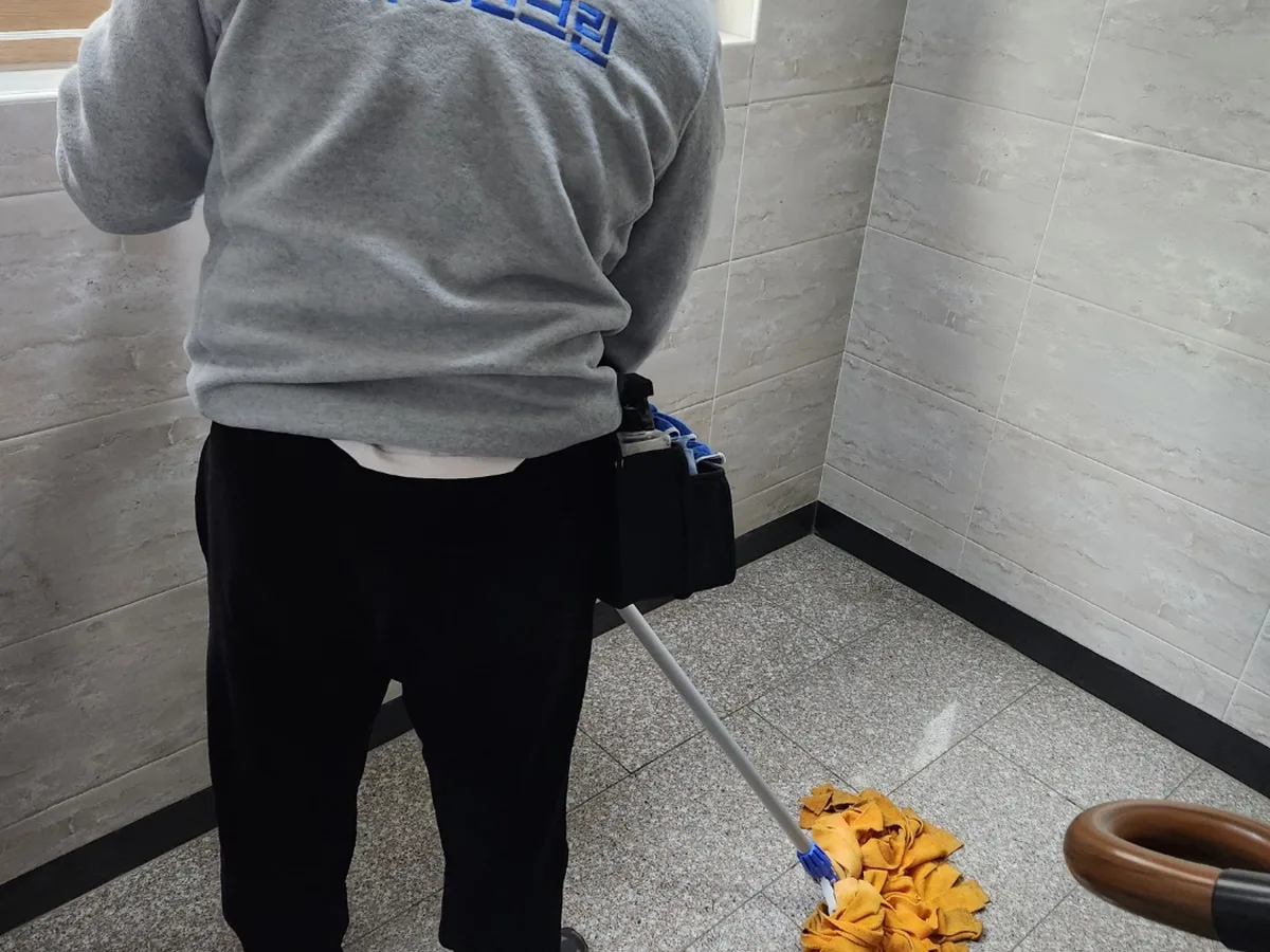 이천시 갈산동 가정 복도·대기 동선 야간 위생청소 사례 - 행진크린