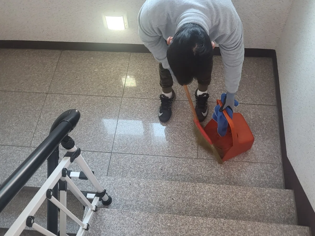 안성시 대덕면 오피스 기계실 장비 주변 정밀 위생청소 사례 - 행진크린